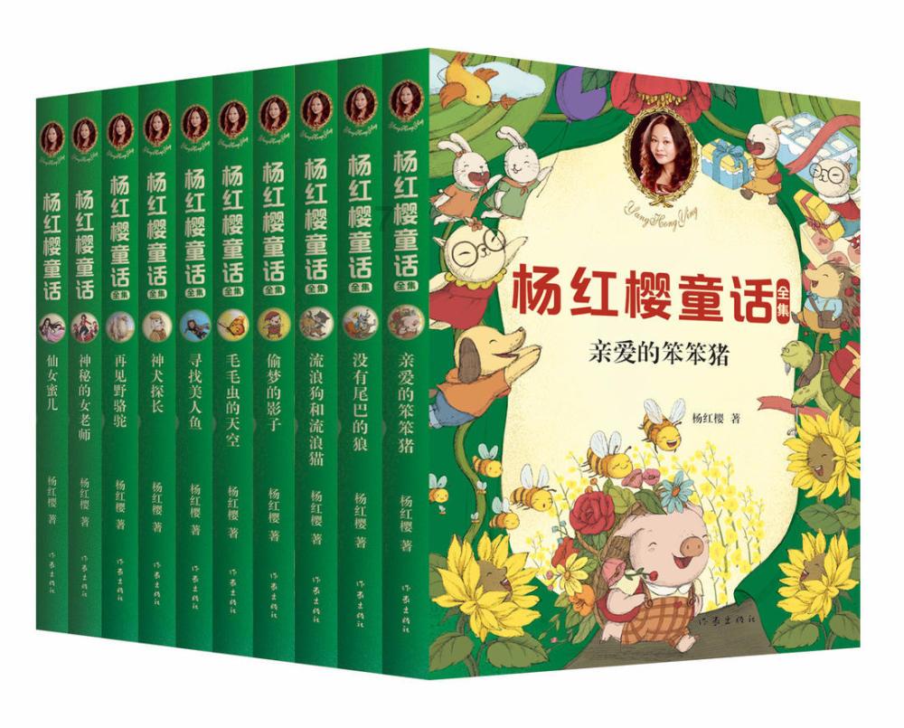 1972年尼克松访华时,亲自为总理脱去大衣,在饭桌上使用筷子
